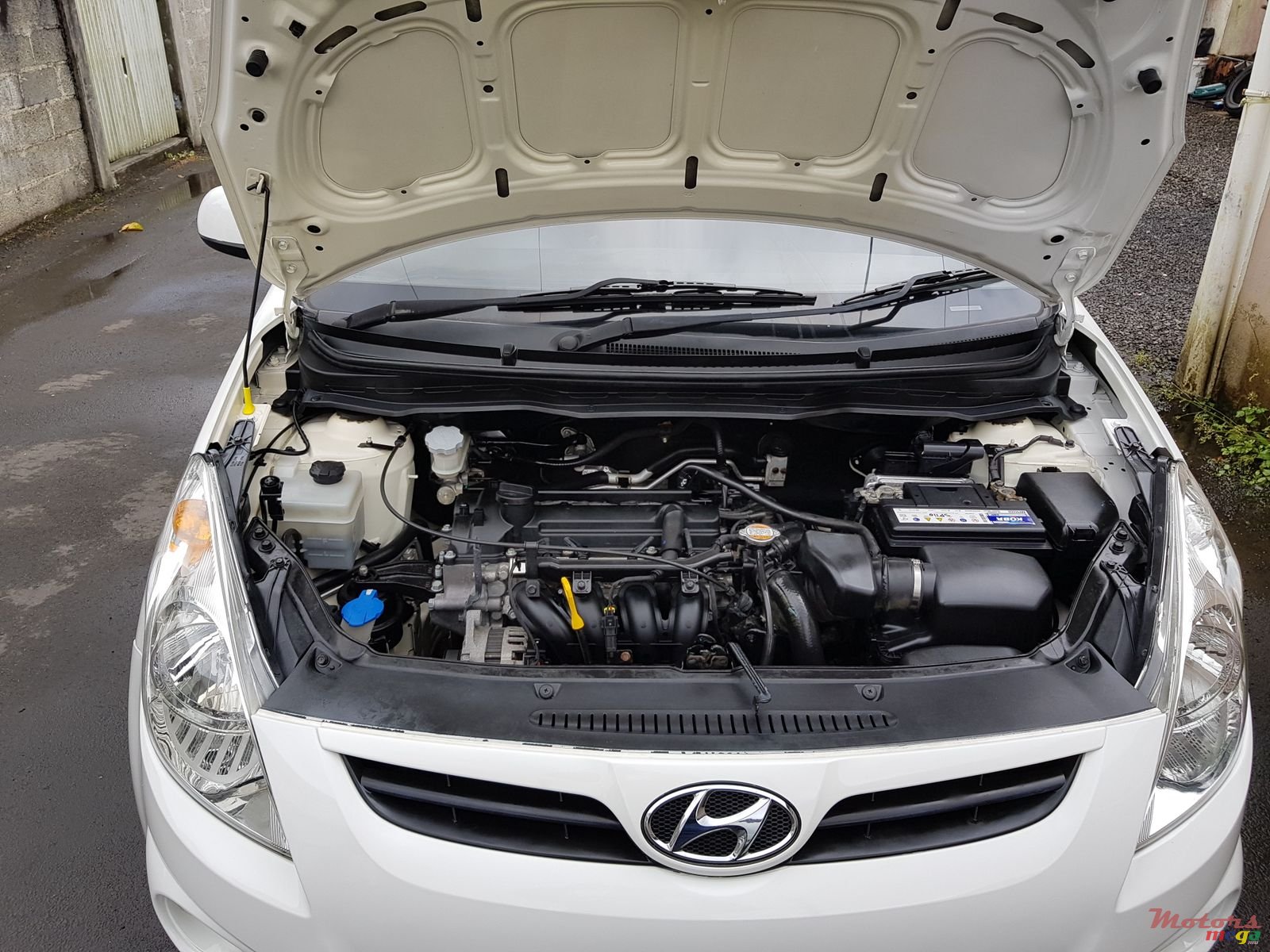 2011' Hyundai i20 photo #5