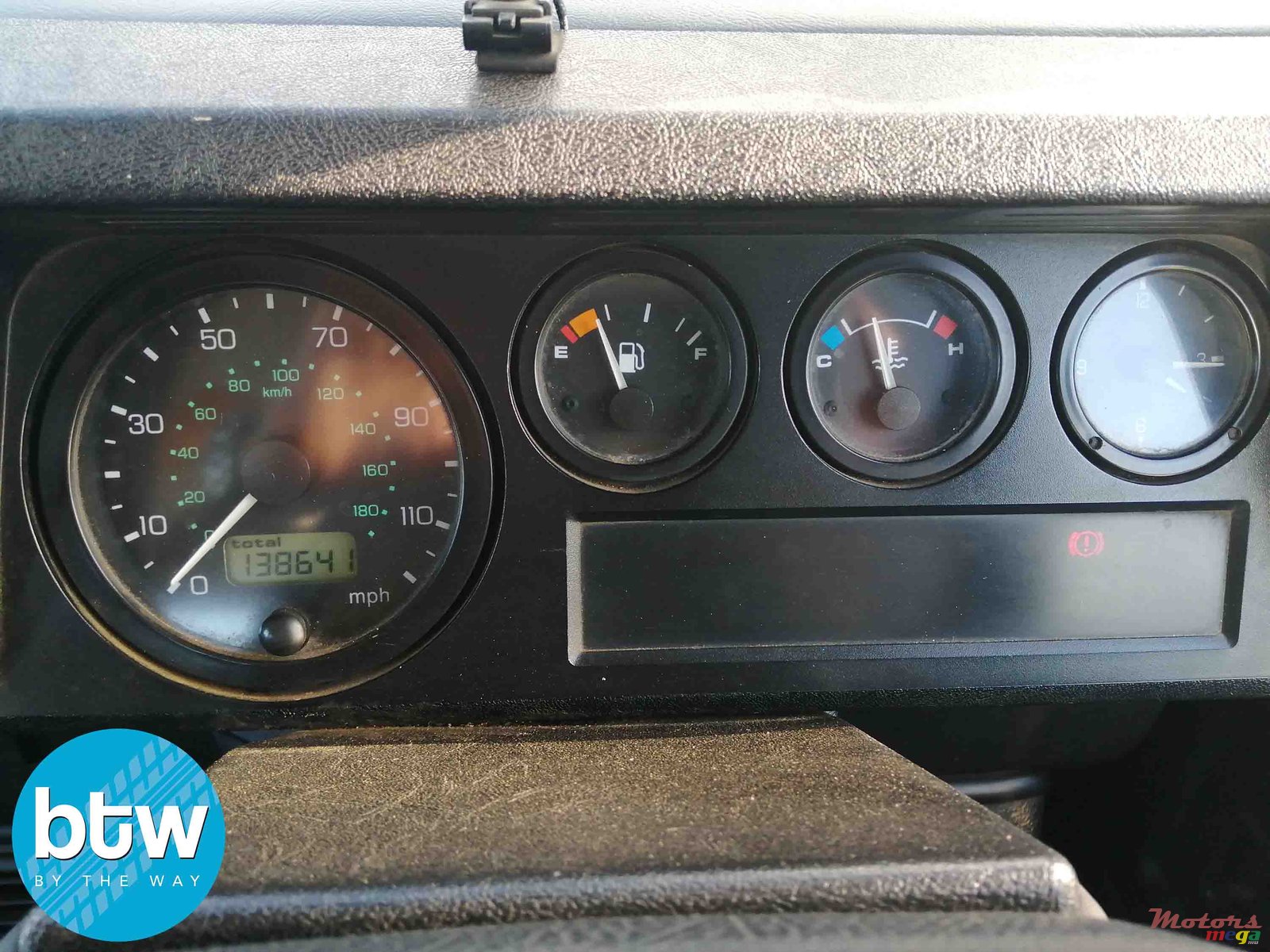 2008' Land Rover Defender 130 photo #7