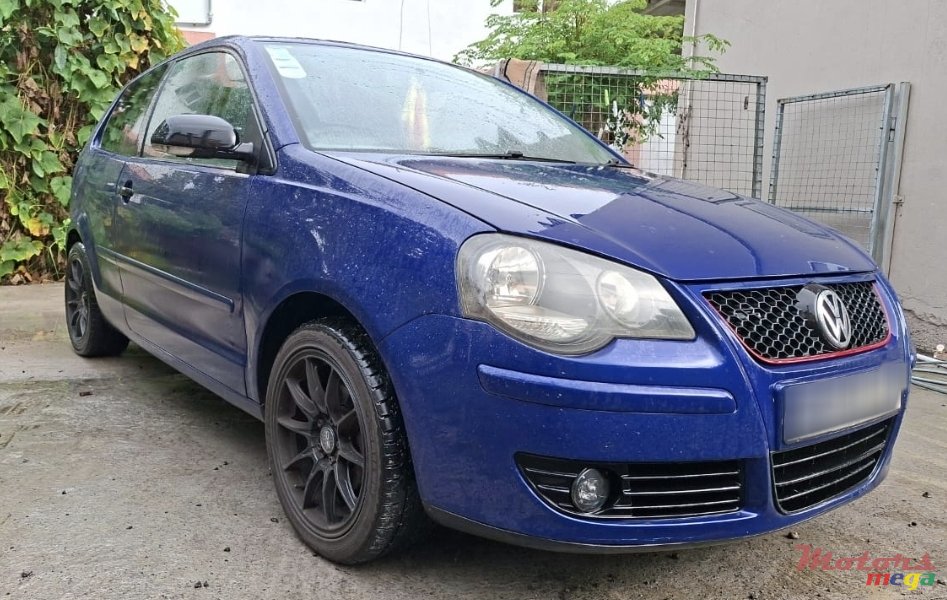 2008' Volkswagen Polo photo #1