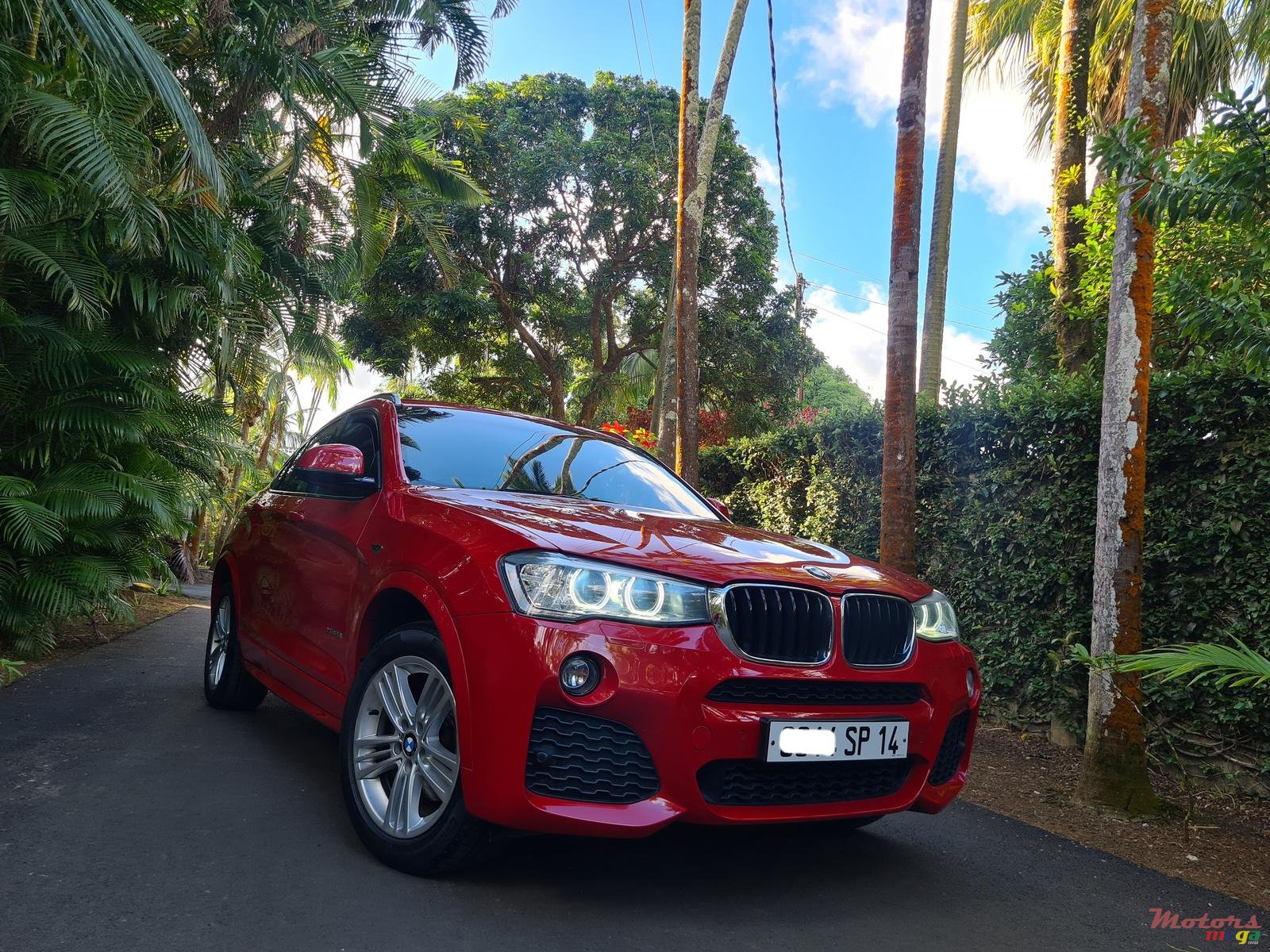 2014' BMW X4 M package photo #1