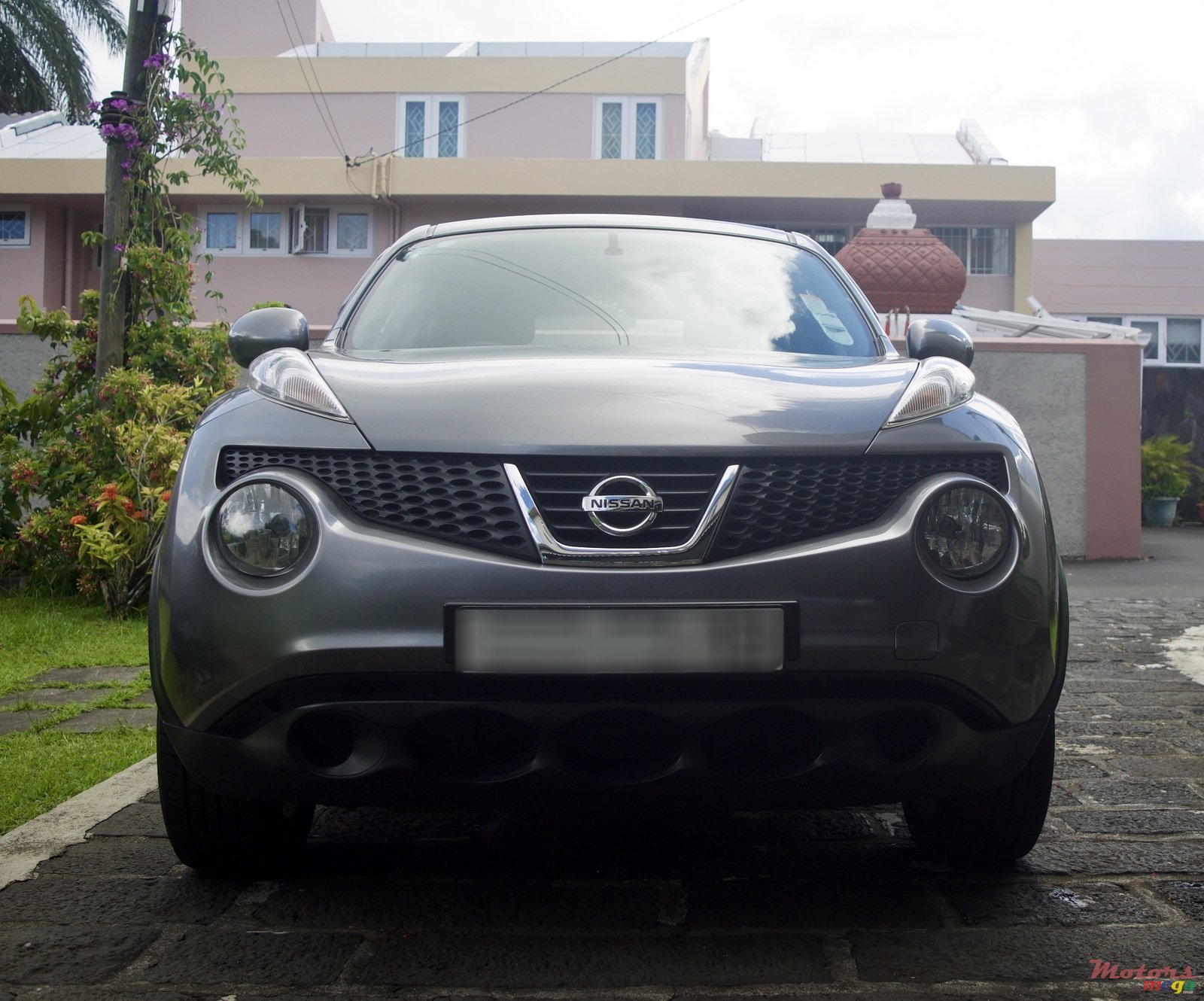 2013' Nissan Juke photo #2