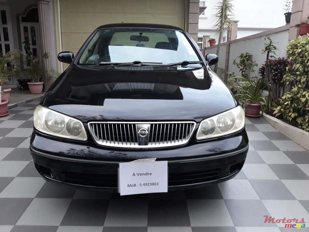 2004' Nissan Sunny photo #5