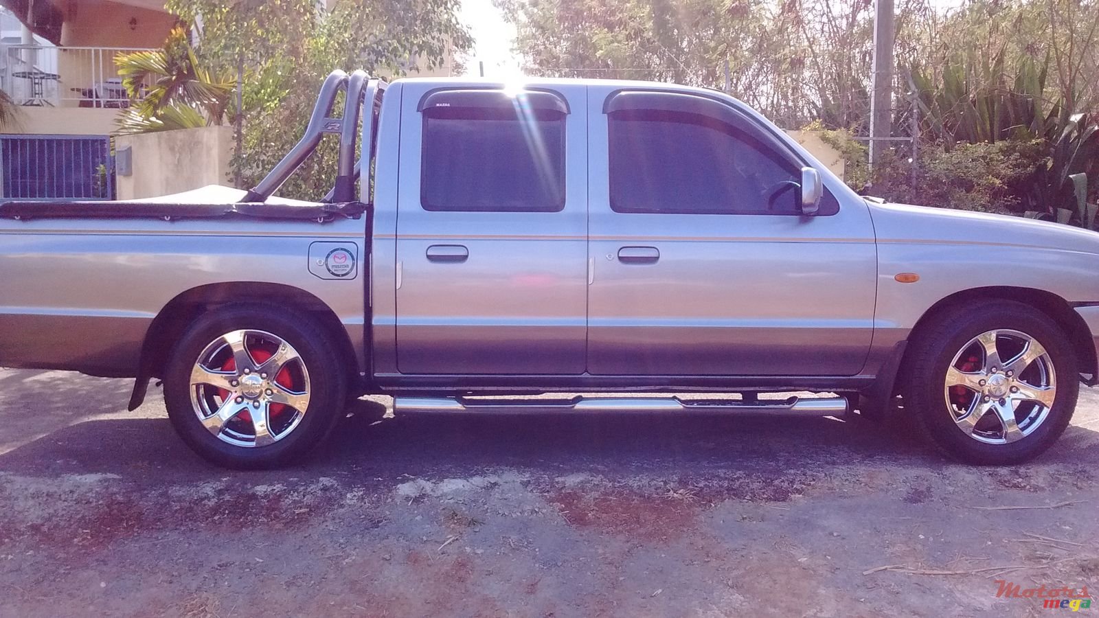 1999' Mazda photo #1