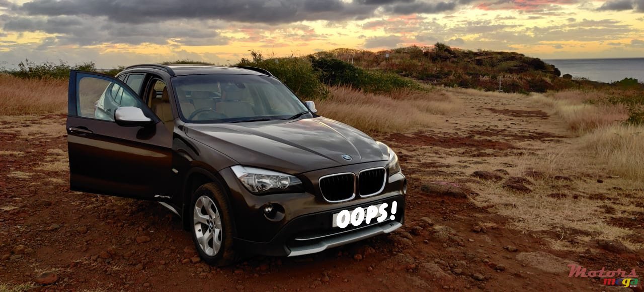 2012' BMW X1 photo #1