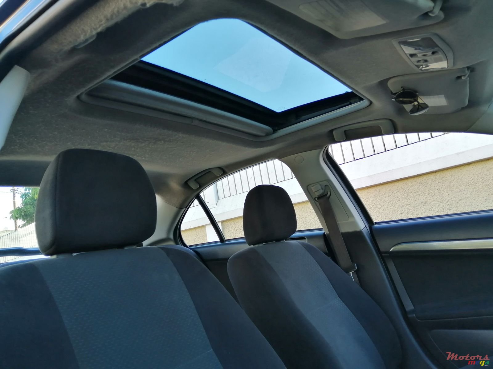 2008' Mitsubishi Lancer EX photo #3