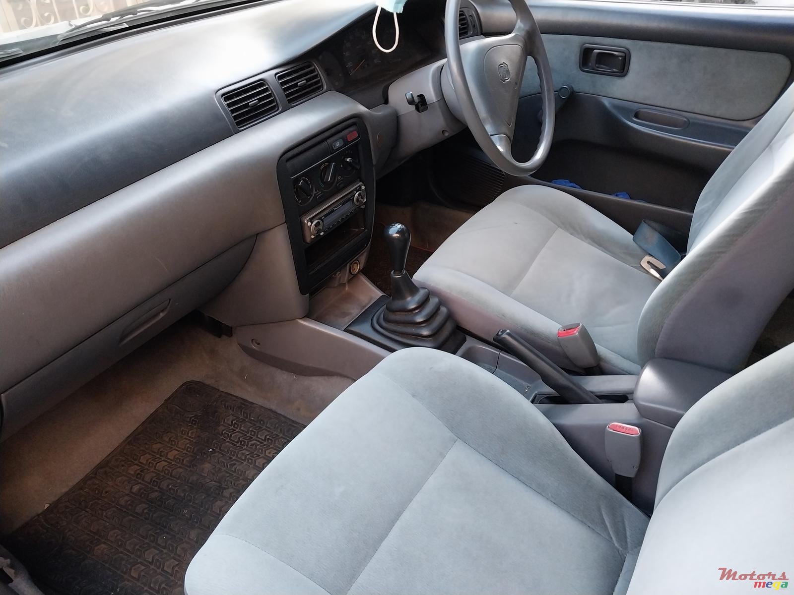1995' Nissan Sunny photo #4