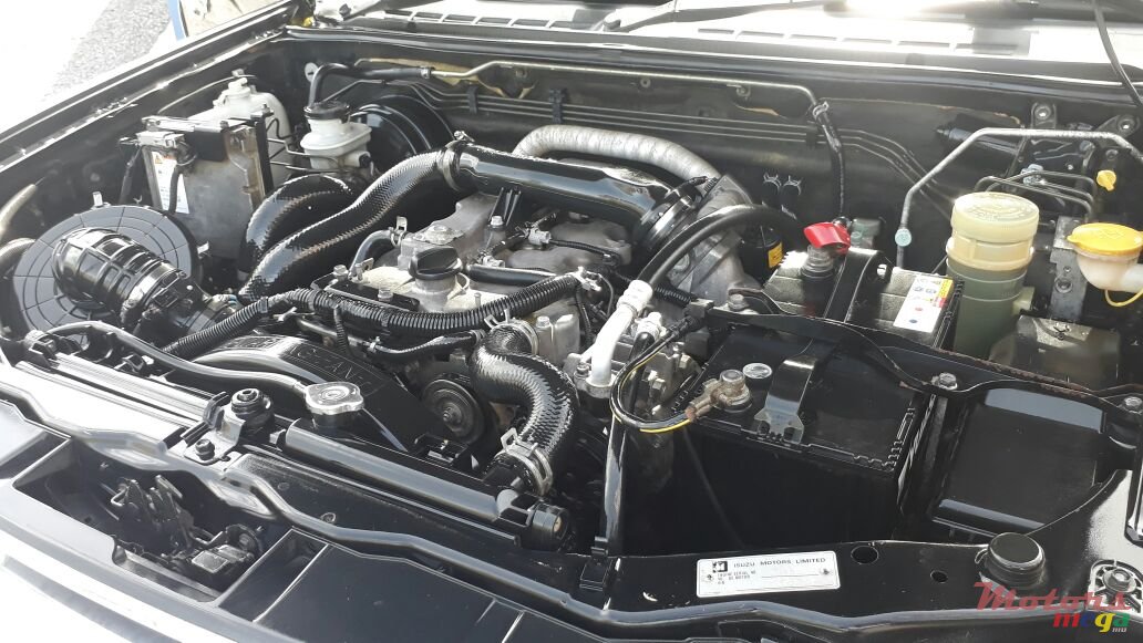 2010' Isuzu D-Max 4x4 Automatic photo #5