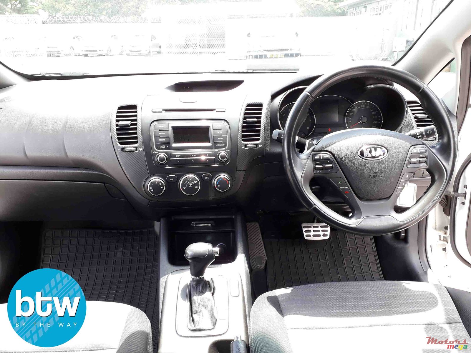 2015' Kia Cerato Automatic photo #6