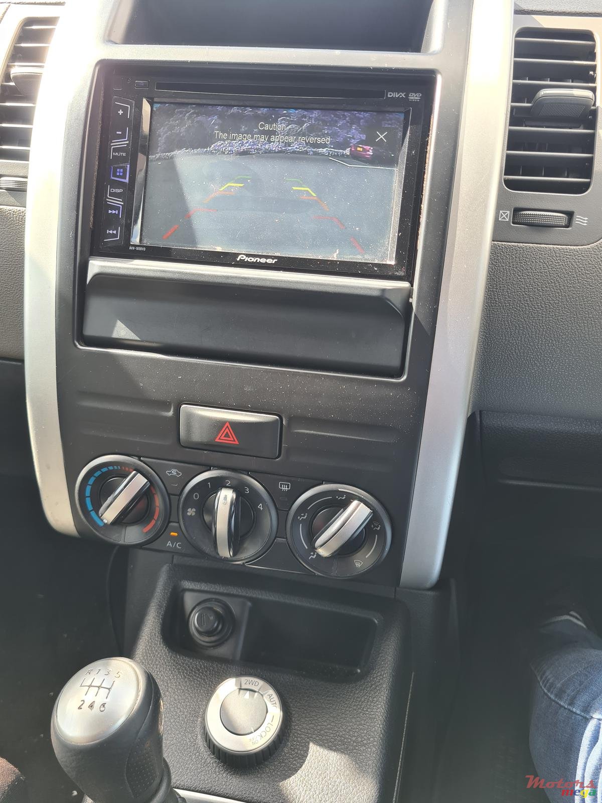 2010' Nissan X-Trail 4x4 photo #7