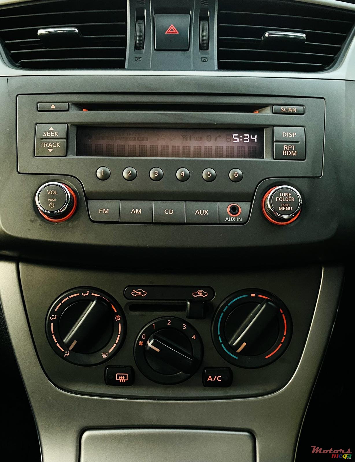 2013' Nissan Sentra photo #6