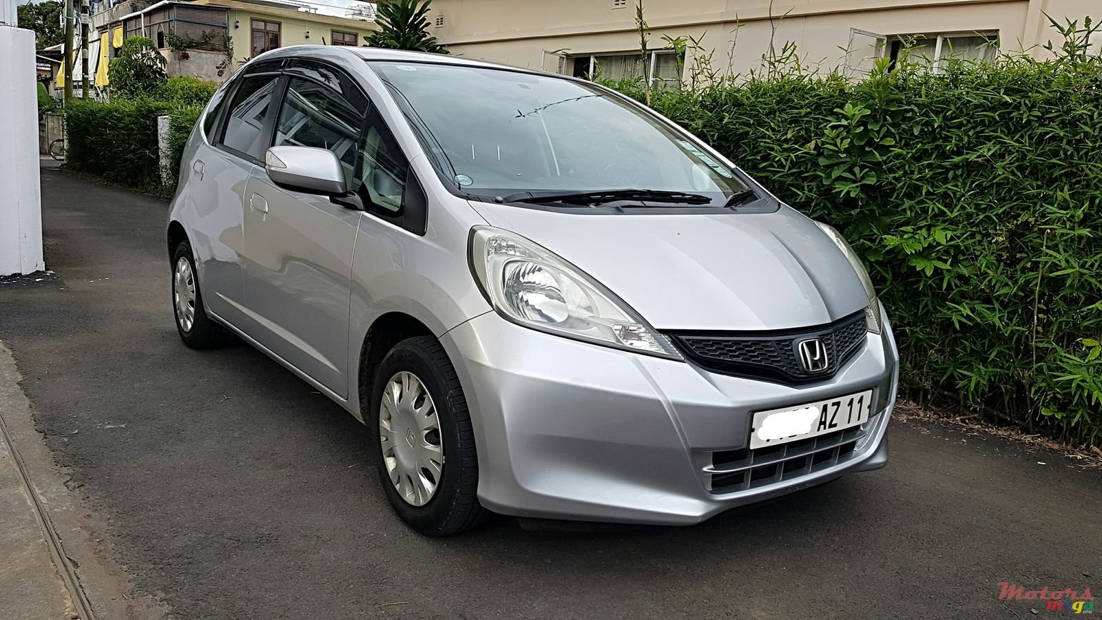 2011' Honda Fit Automatic photo #1