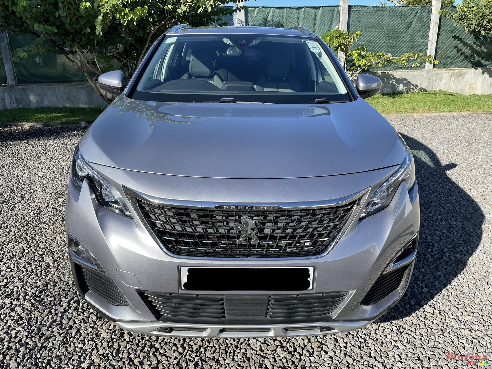 2018' Peugeot 3008 photo #2