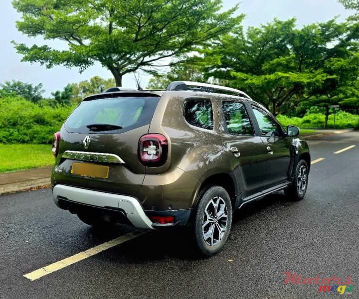 2022' Renault Duster Intens Turbo photo #4