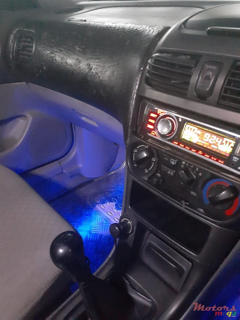 1999' Nissan Sunny photo #4
