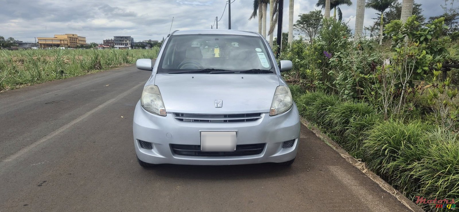 2009' Toyota Passo photo #2