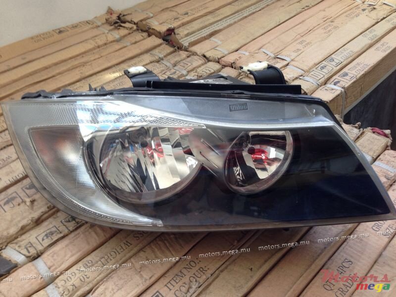 2005' BMW 3 series  photo #2