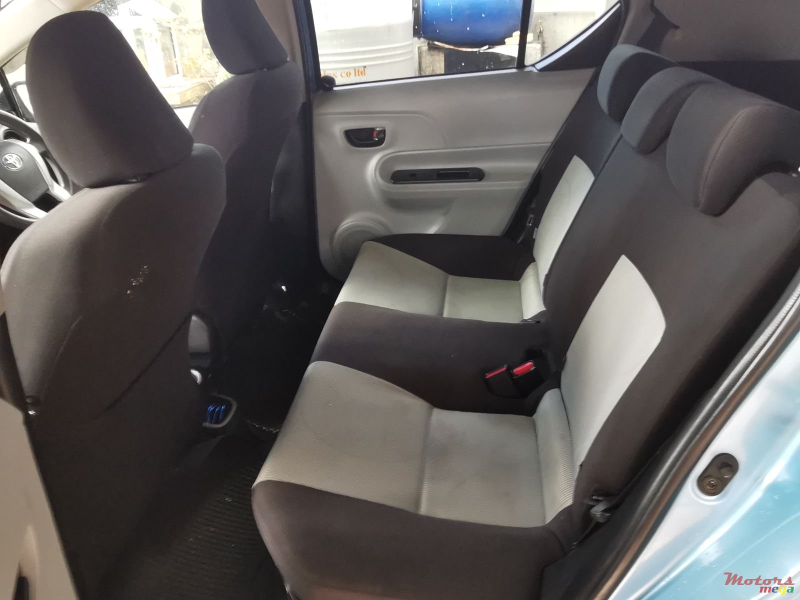 2012' Toyota Aqua Sound system with dsp photo #2