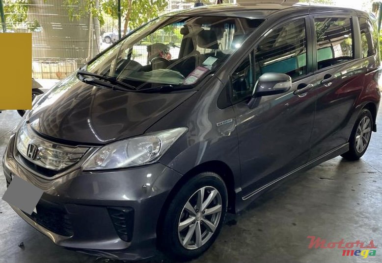 2014' Honda Freed photo #1