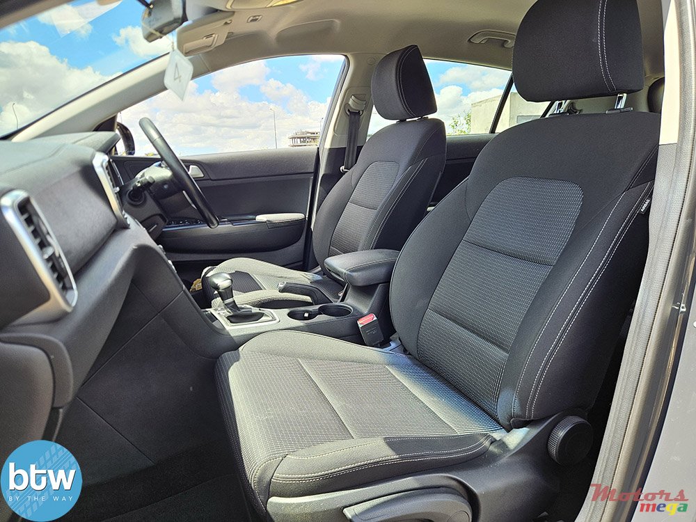 2019' Kia Sportage GT Line photo #6