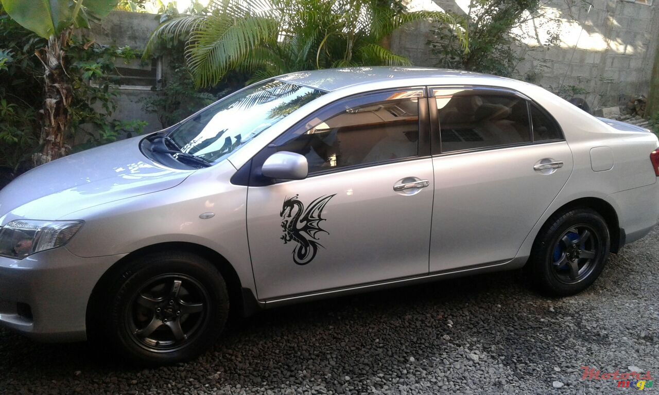 2009' Toyota Axio photo #1