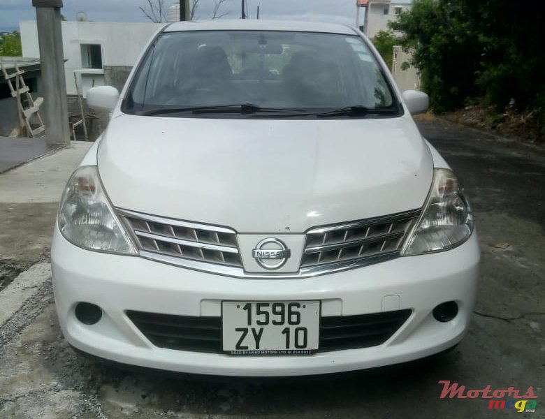 2010' Nissan Tiida None photo #5