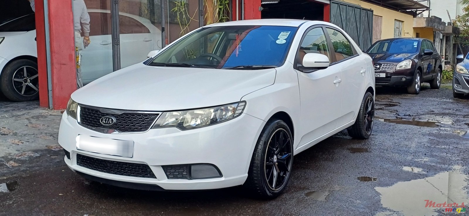 2011' Kia Cerato photo #2