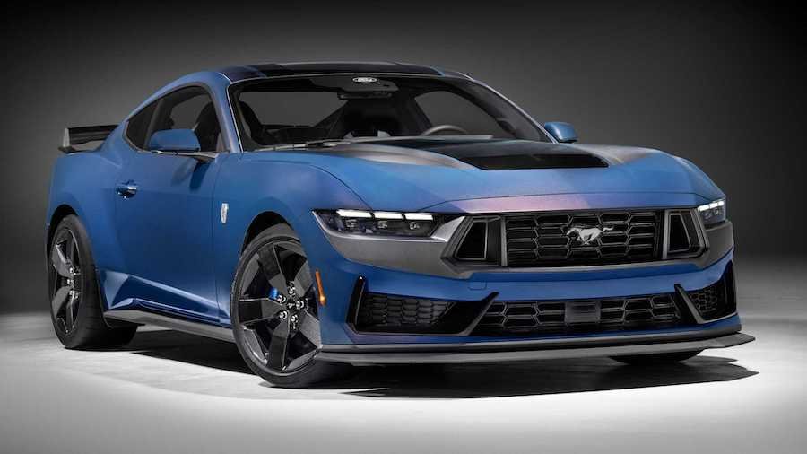 2024 Ford Mustang Dark Horse Reveals Lightweight Carbon-Fiber Wheels