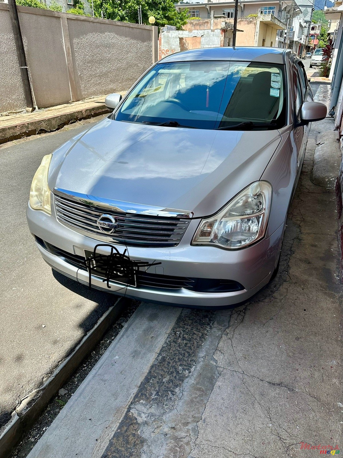 2006' Nissan Bluebird photo #2