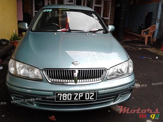 2002' Nissan photo #1