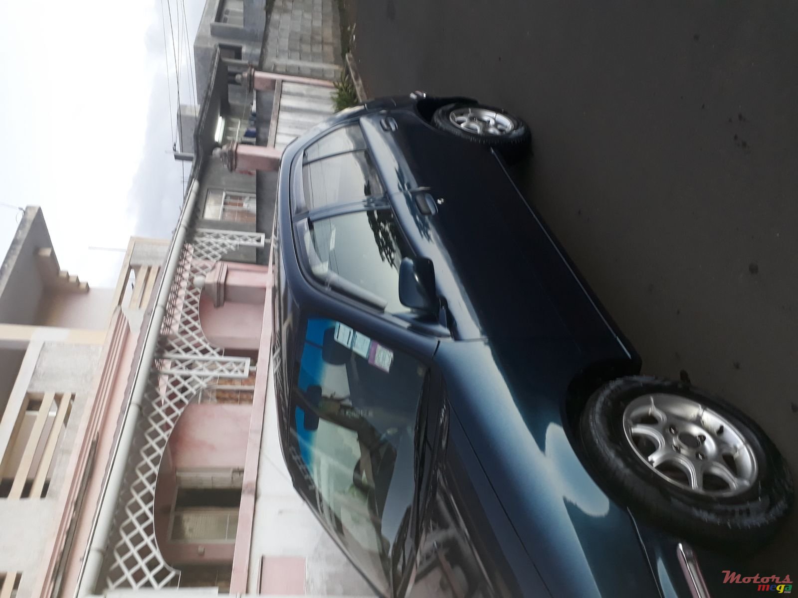 1998' Toyota Starlet photo #3