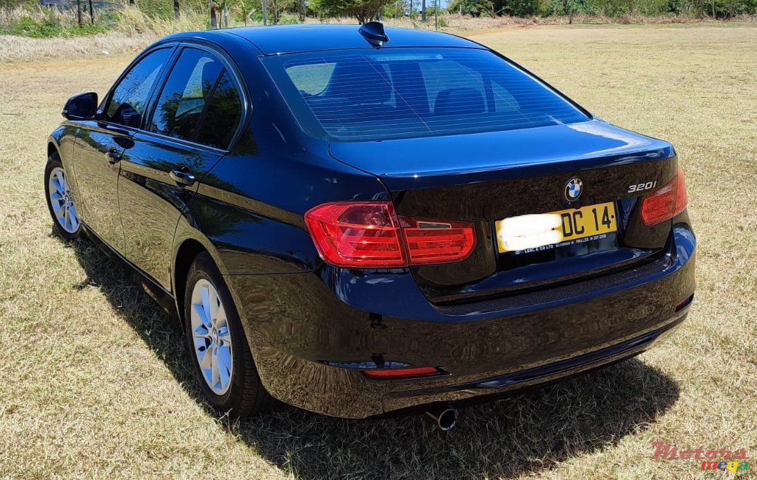 2014' BMW 316 photo #3