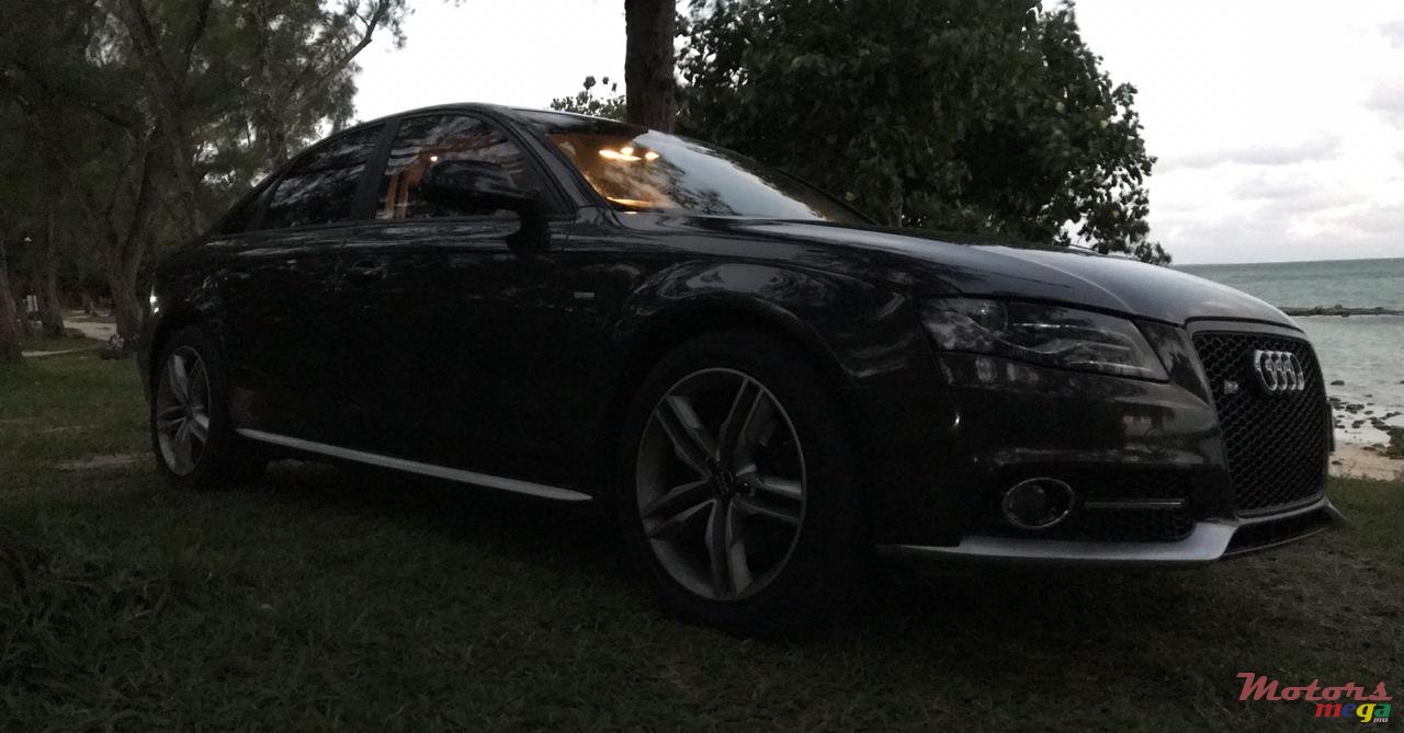2011' Audi A4 Sedan 1.8TFSi 170HP photo #1