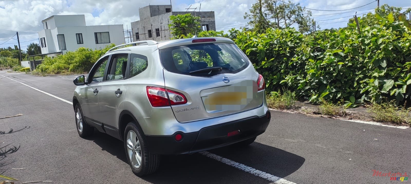 2011' Nissan Qashqai+2 photo #3