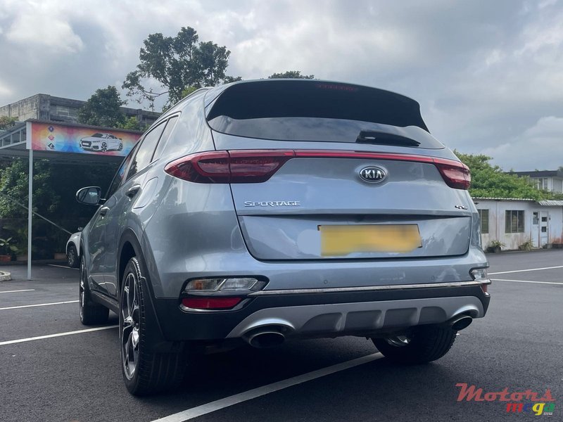 2019' Kia Sportage GTLine photo #3