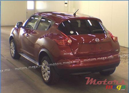 2010' Nissan photo #2