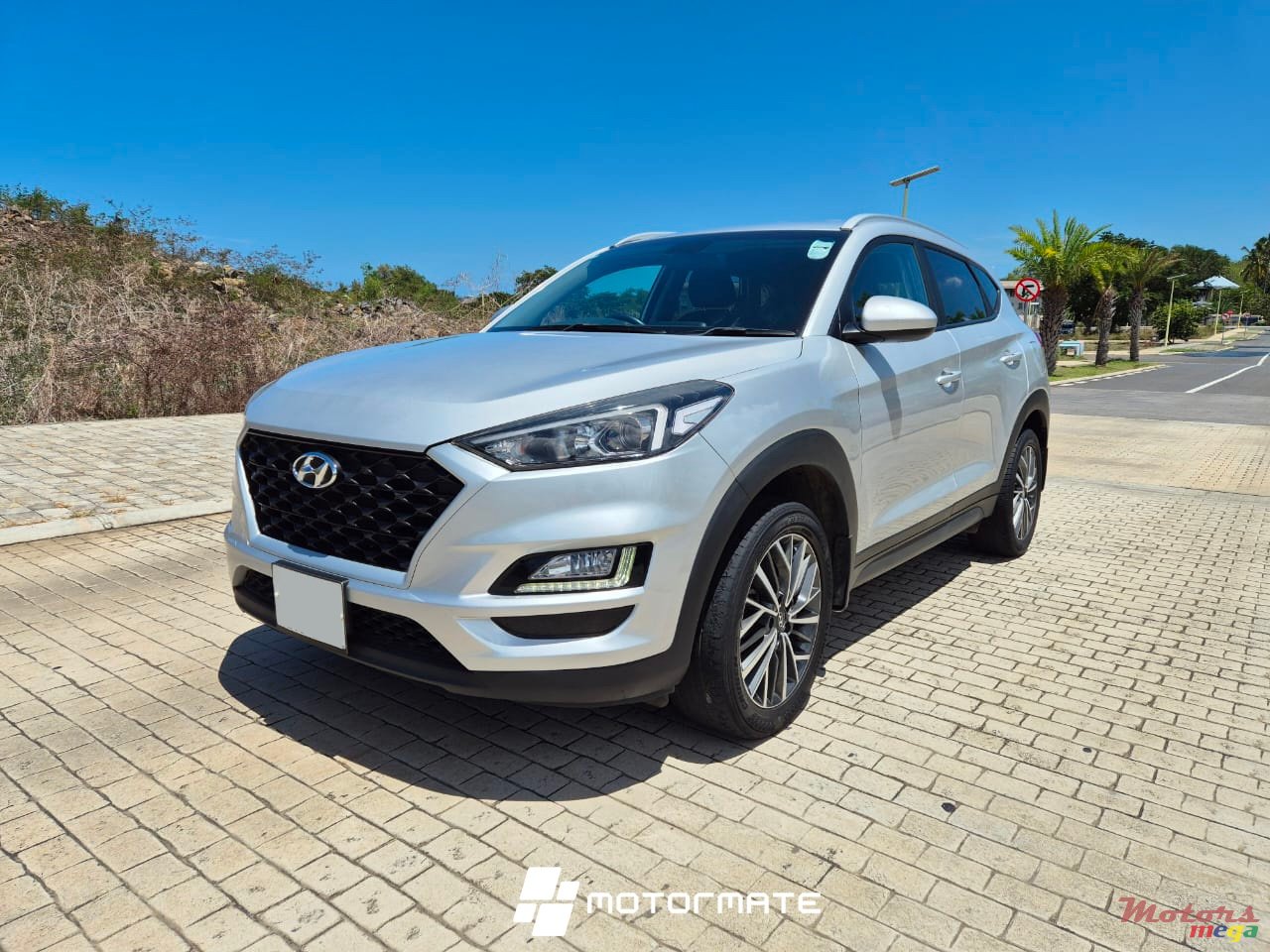 2020' Hyundai Tucson photo #2