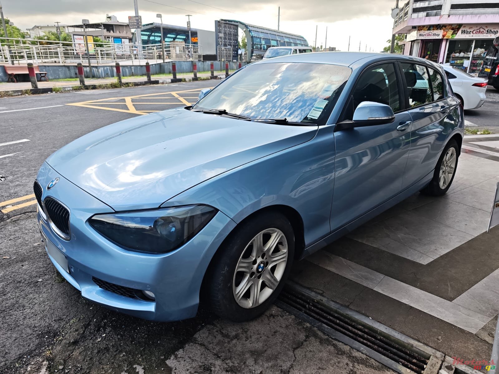 2012' BMW 116 photo #3