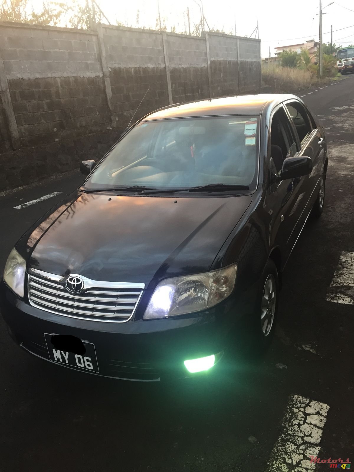 2006' Toyota Corolla photo #1