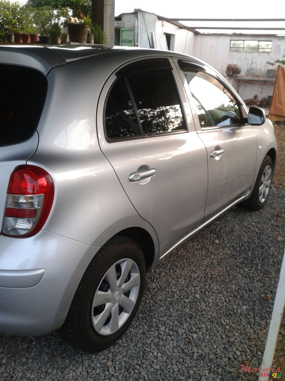 2011' Nissan March photo #6