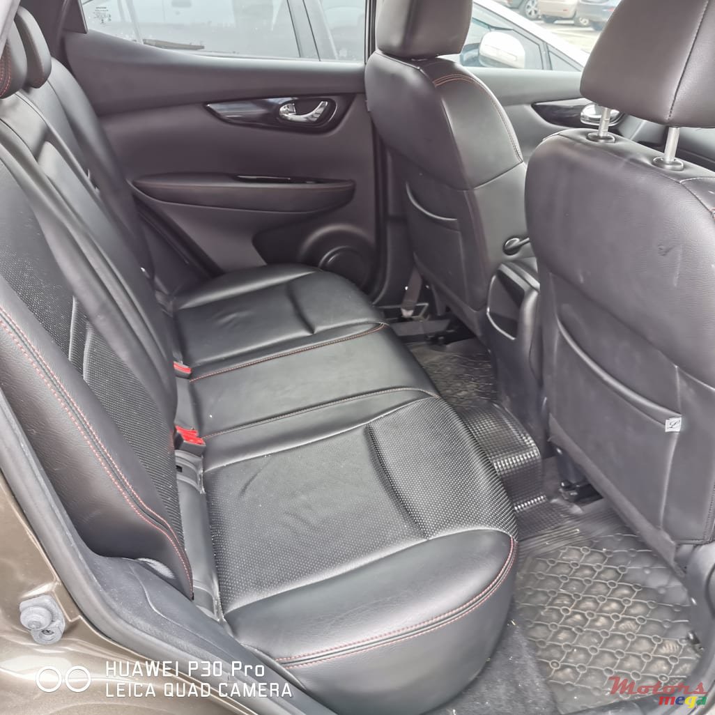 2015' Nissan Qashqai photo #3