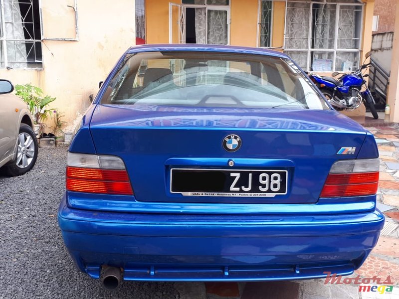1998' BMW 320 photo #5