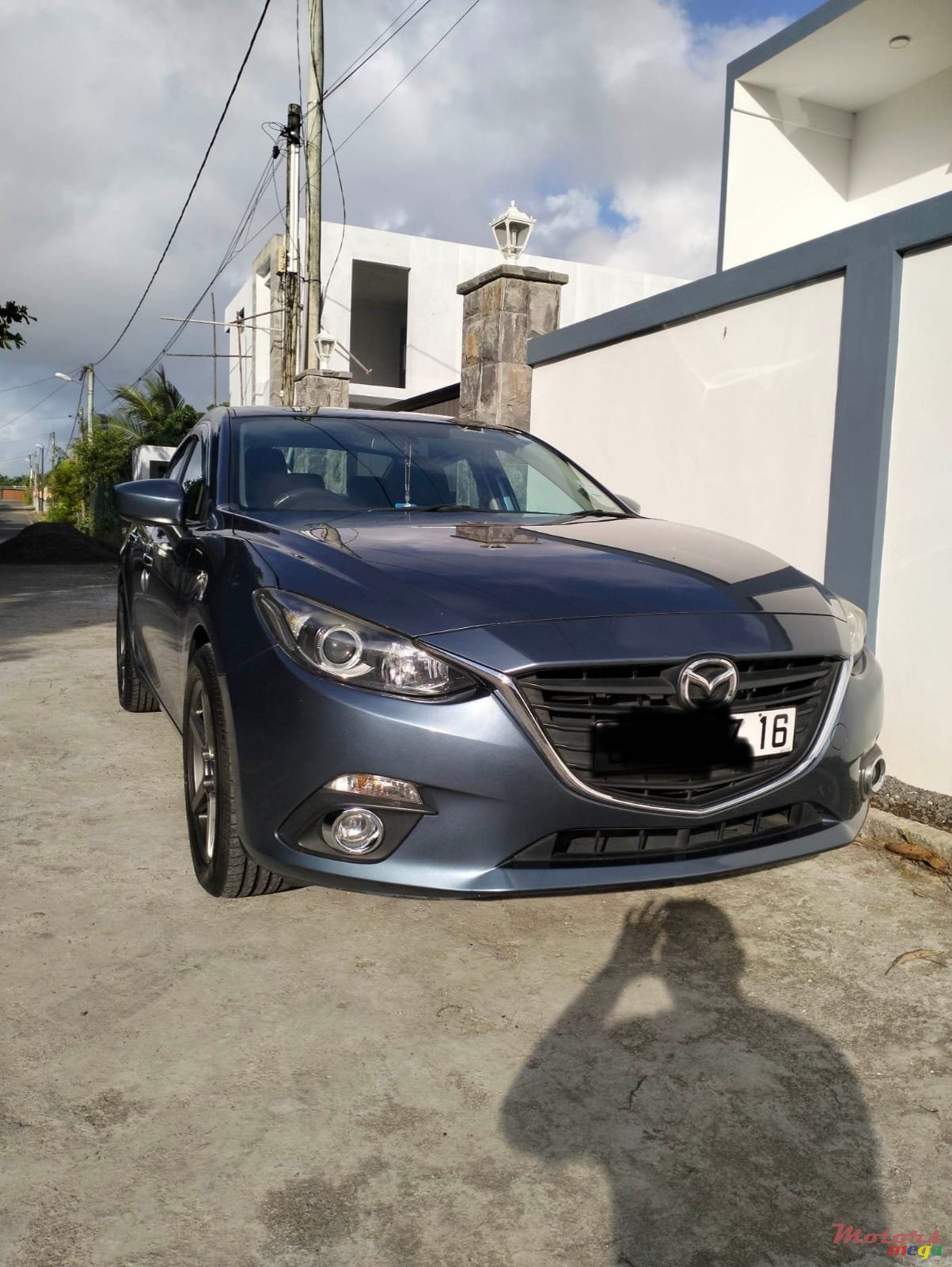 2016' Mazda 3 photo #2