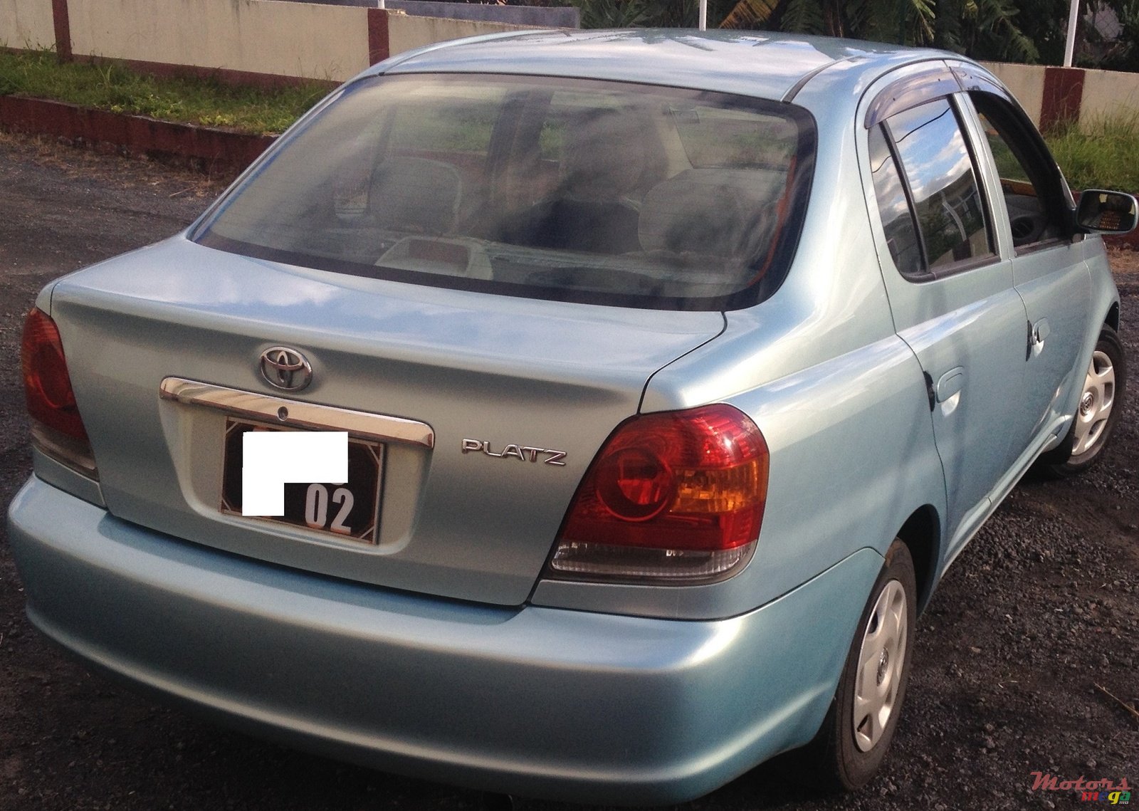 2002' Toyota Platz photo #6