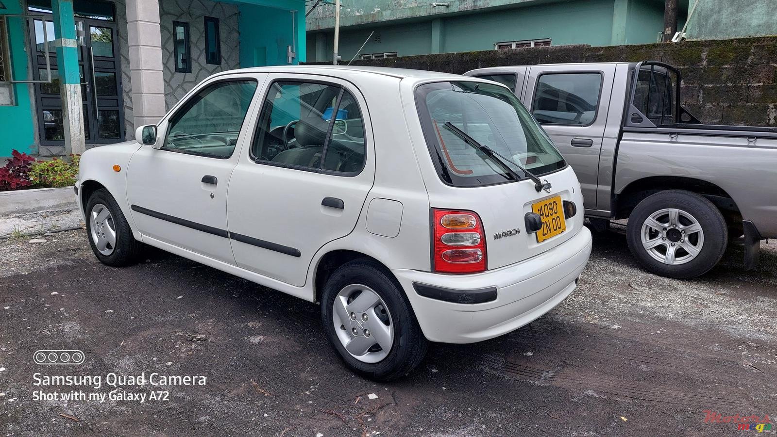 2000' Nissan March photo #3