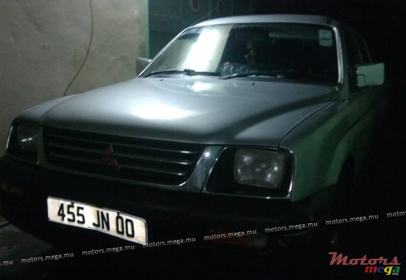 2000' Mitsubishi photo #1