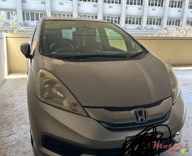 2013' Honda Fit photo #2