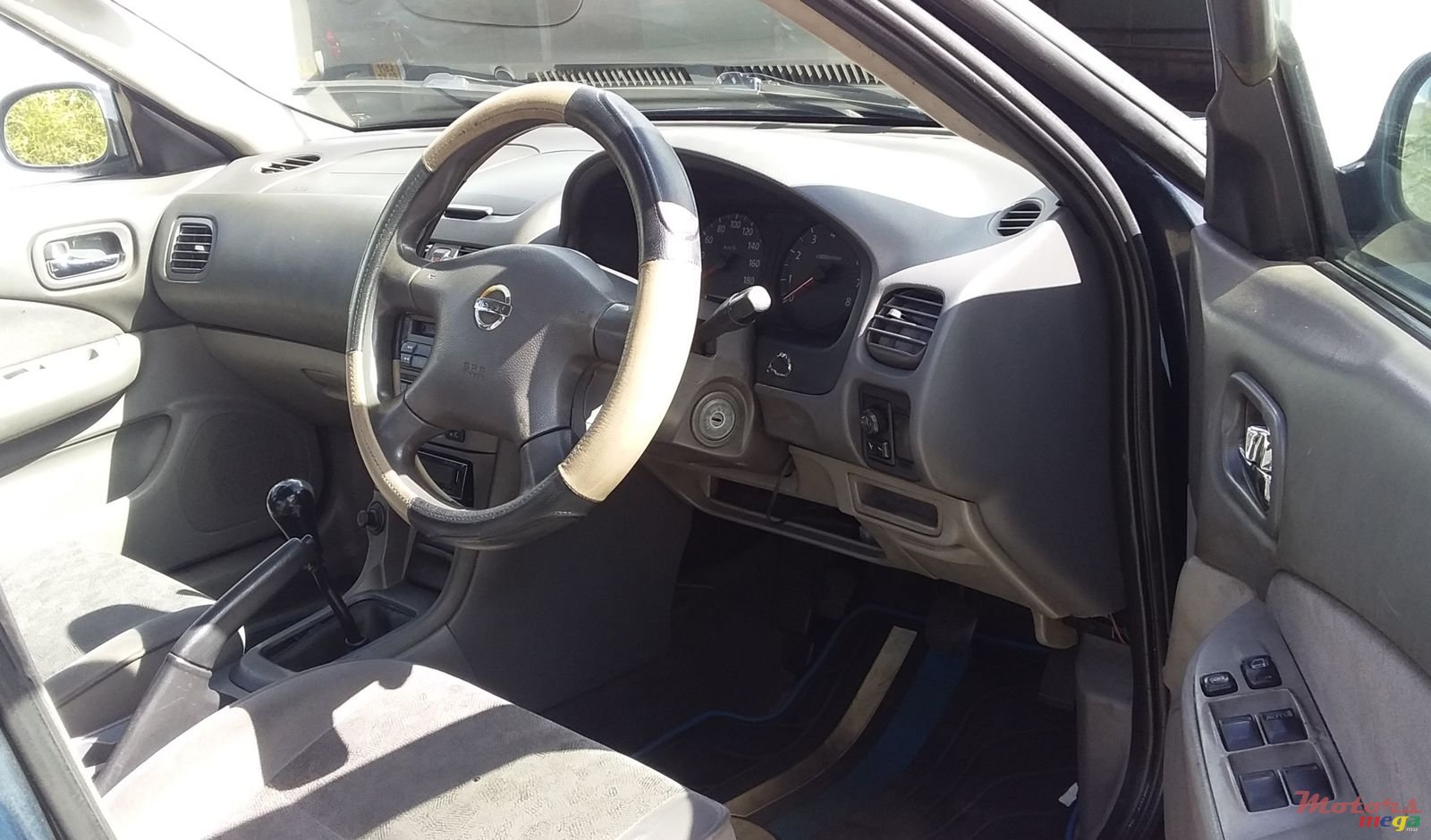 2002' Nissan Sunny FB15 photo #3