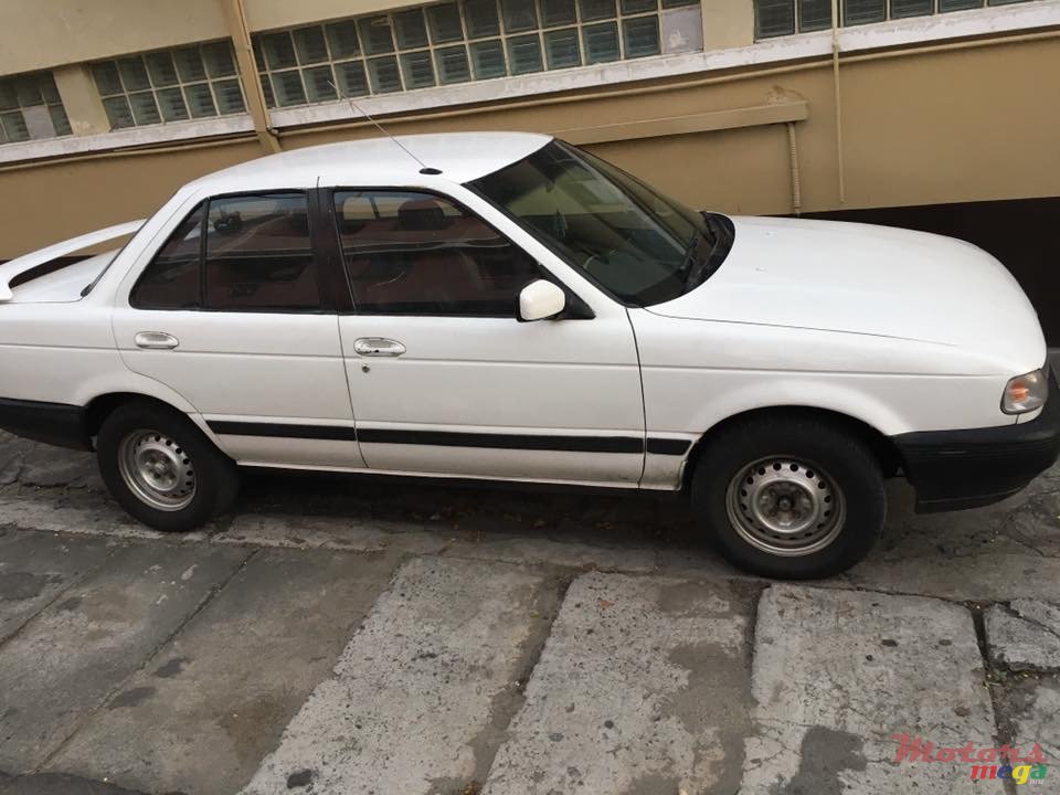 1991' Nissan Sunny B13 photo #1