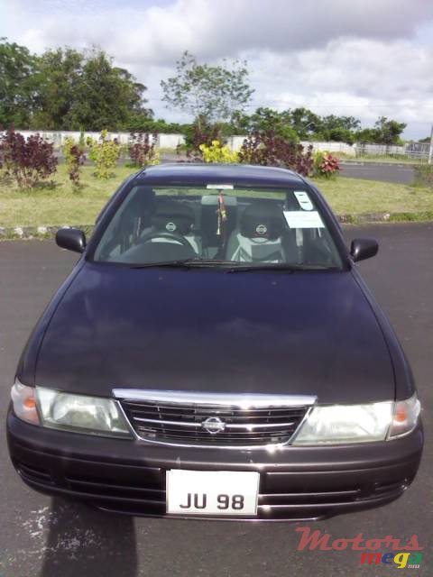 1998' Nissan Sunny photo #1