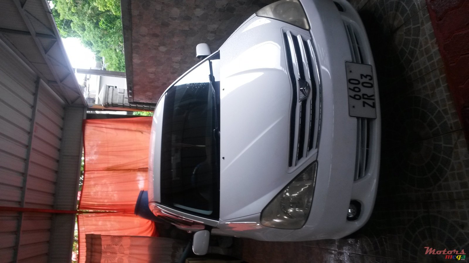 2003' Toyota Allex photo #1